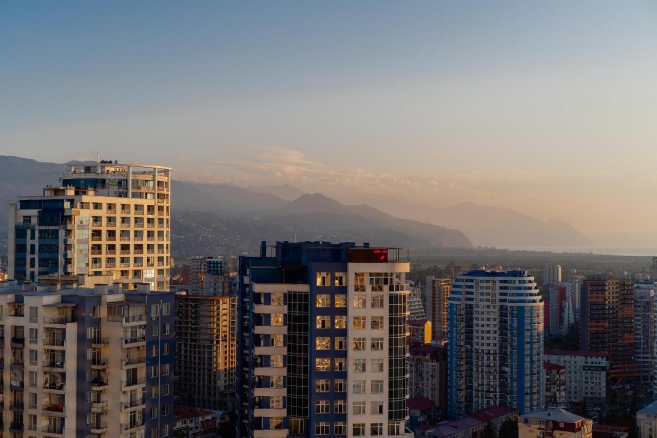Grand City Real Estate Leilighet Batumi Eksteriør bilde