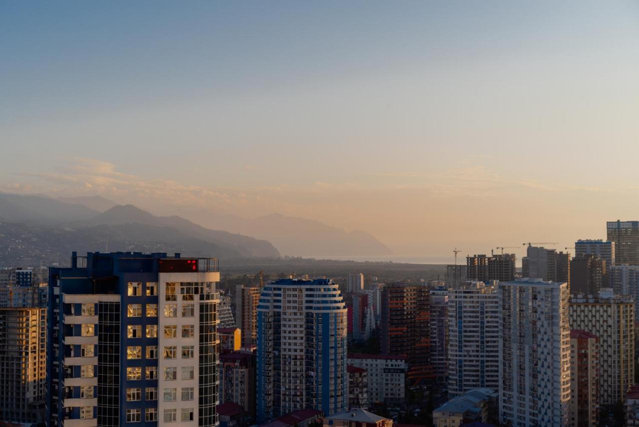 Grand City Real Estate Leilighet Batumi Eksteriør bilde