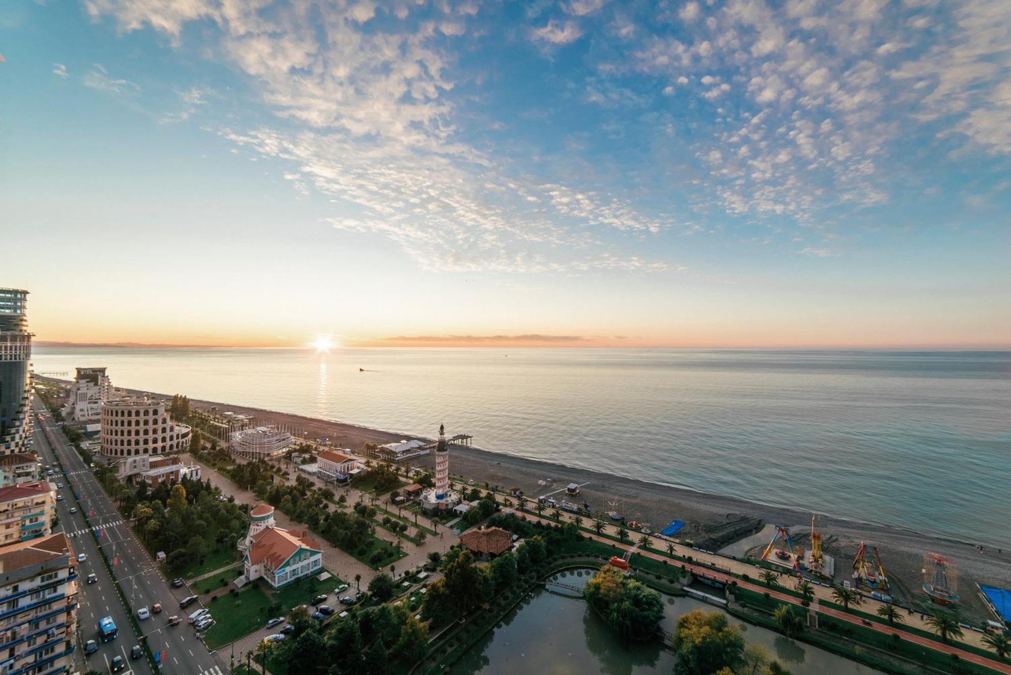 Grand City Real Estate Leilighet Batumi Eksteriør bilde